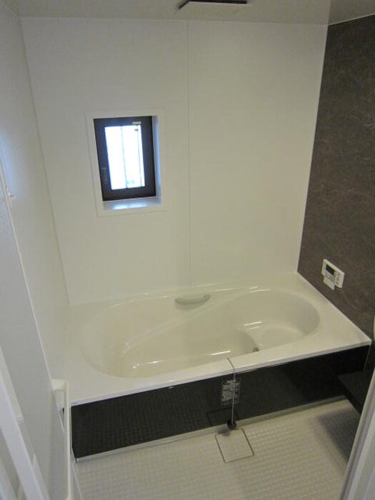 物件内観写真8　(バス／シャワールーム等)
