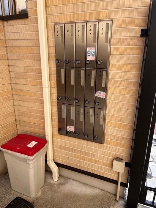 物件外観写真4　(建物設備)