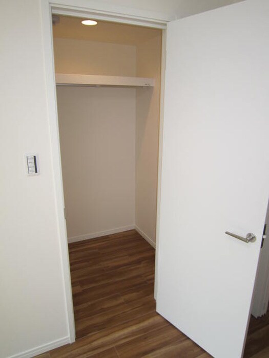 物件内観写真13　(収納)