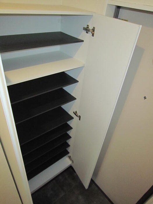 物件内観写真16　(靴箱)