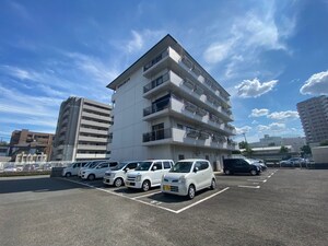 クラウンハイツ外観写真