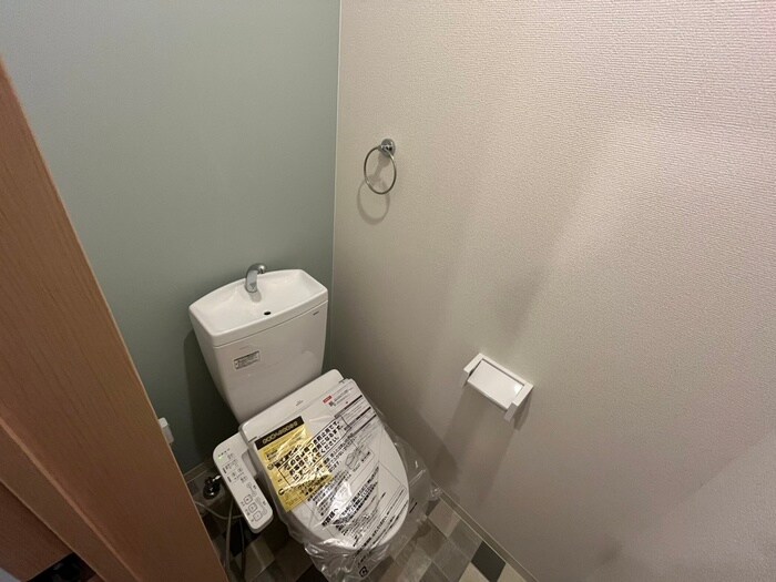 物件内観写真11　(トイレ)