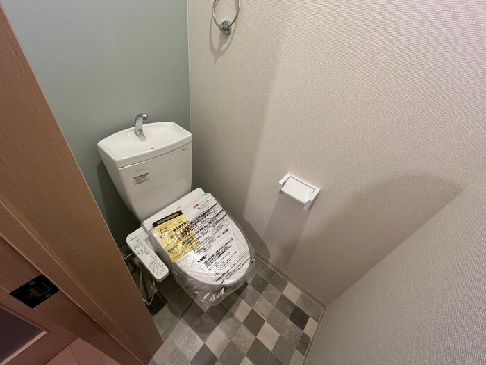 物件内観写真11　(トイレ)