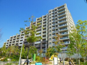 ｲﾄｰﾋﾟｱ豊中緑丘ﾛｼﾞｭﾏﾝ（811）外観写真