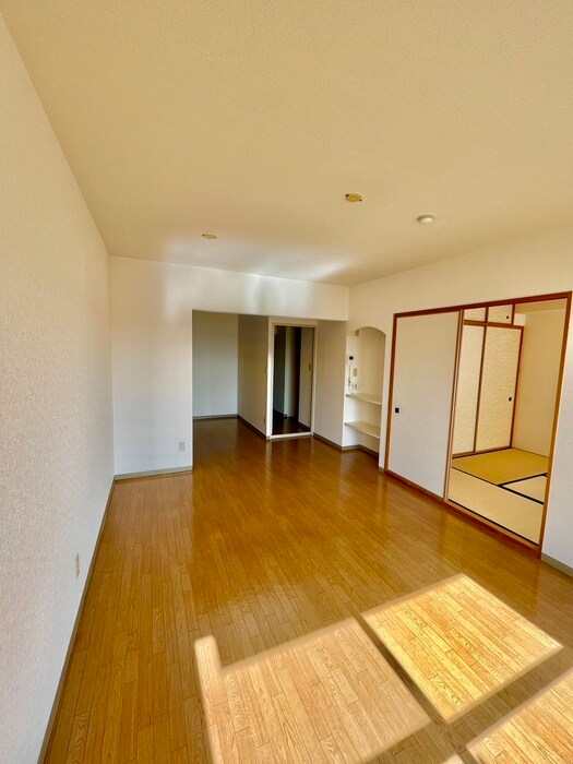 物件内観写真7　(居室)