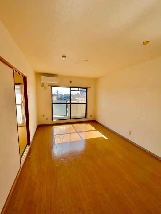 物件内観写真18　(居室)