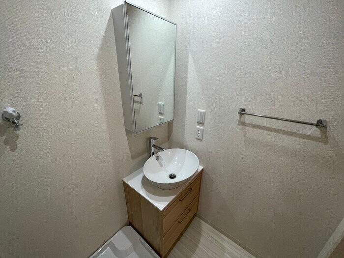 物件内観写真12　(洗面)