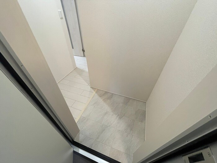 物件内観写真17　(玄関)