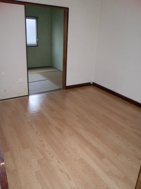 物件内観写真7　(居室)