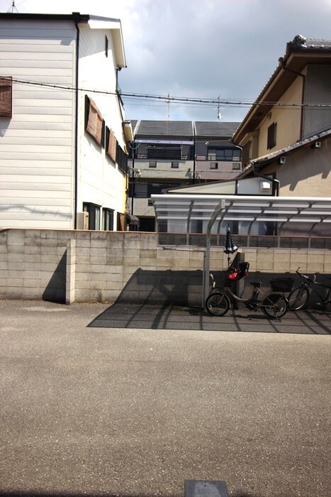 物件内観写真16　(室内からの展望)