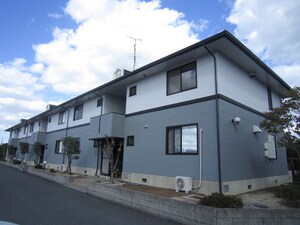 フローラル八尾南外観写真