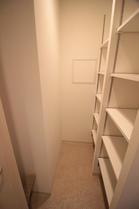 物件内観写真15　(靴箱)