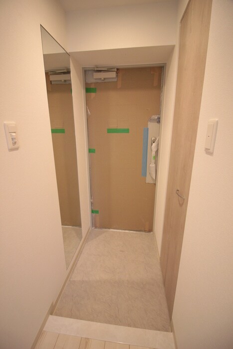 物件内観写真19　(玄関)