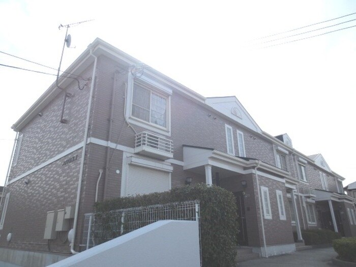 物件外観写真1　(エントランス部分)