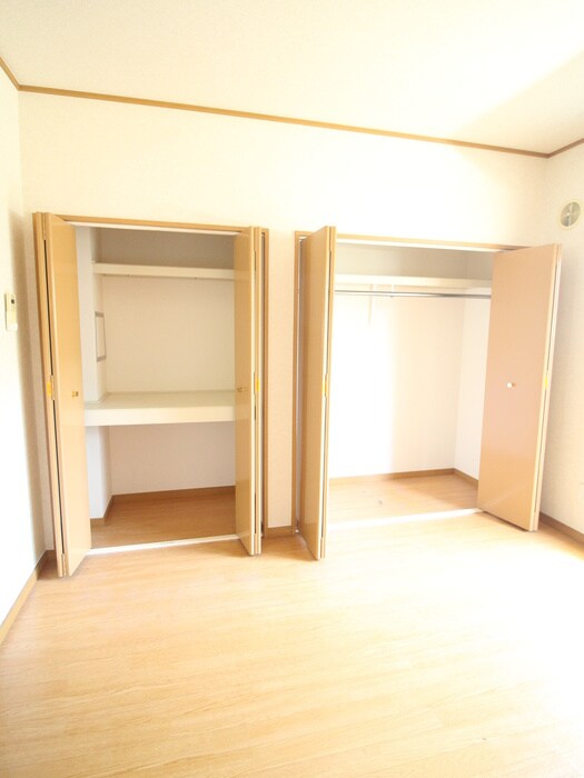 物件内観写真13　(収納)