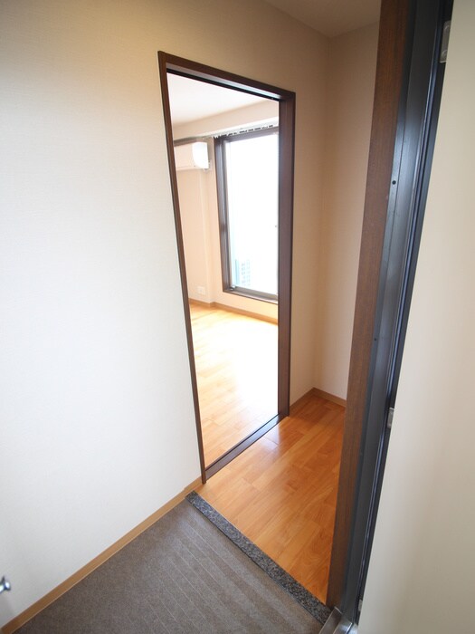 物件内観写真17　(廊下)