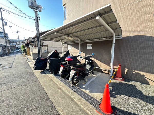 バイク置き場