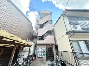 シマダマンション外観写真