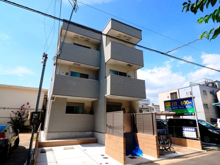 物件外観写真1　(外観写真)