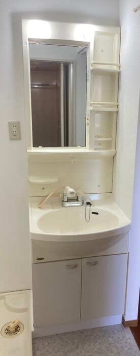 ロワールＴの洗面