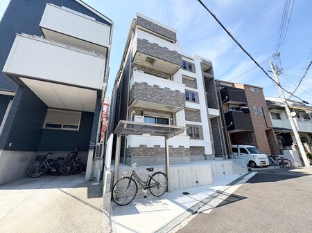 Ｖｉｌｌａ Ｃｈａｔｏｎ　高丸外観写真