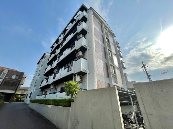 アルカサ－ノＫＩＴＡＩの物件外観写真