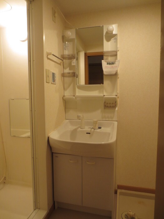 物件内観写真13　(洗面)