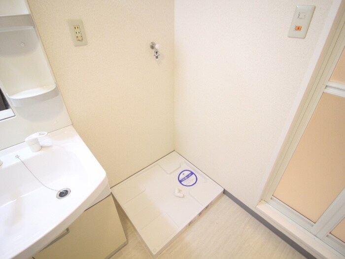 物件内観写真22　(洗濯機置場)