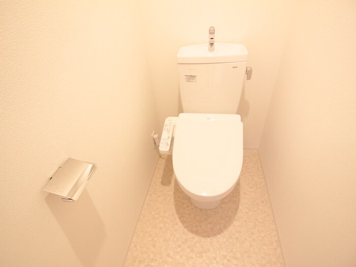 物件内観写真15　(トイレ)