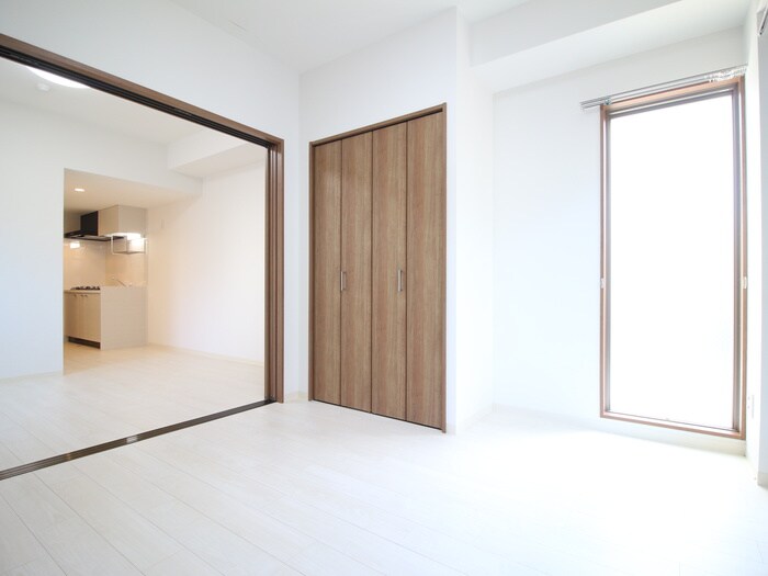 物件内観写真8　(居室)