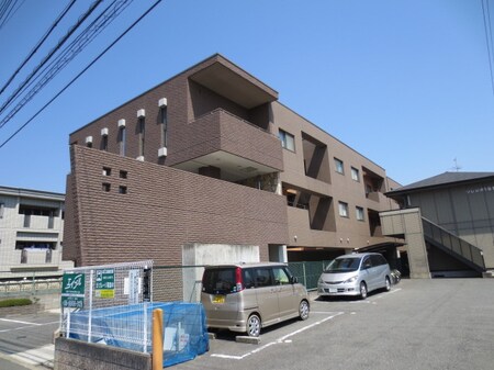 ラルジュ外観写真
