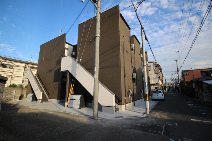 物件外観写真2　(外観写真)