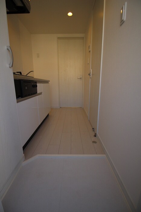 物件内観写真7　(玄関)