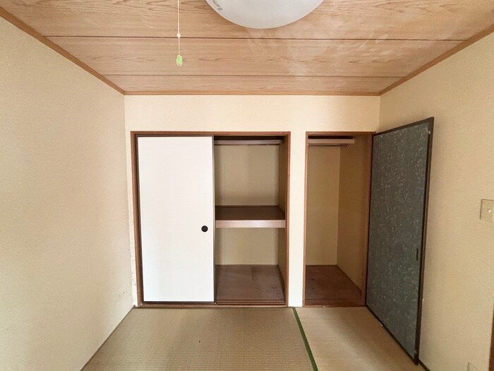 物件内観写真16　(収納)