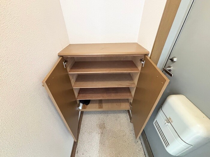 物件内観写真17　(靴箱)