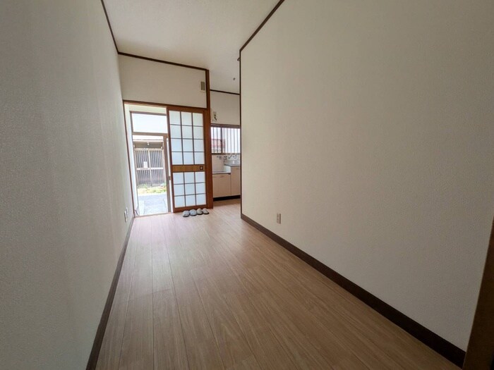 物件内観写真5　(居室)