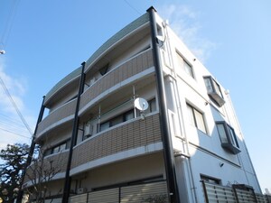 キャッスル嵯峨外観写真