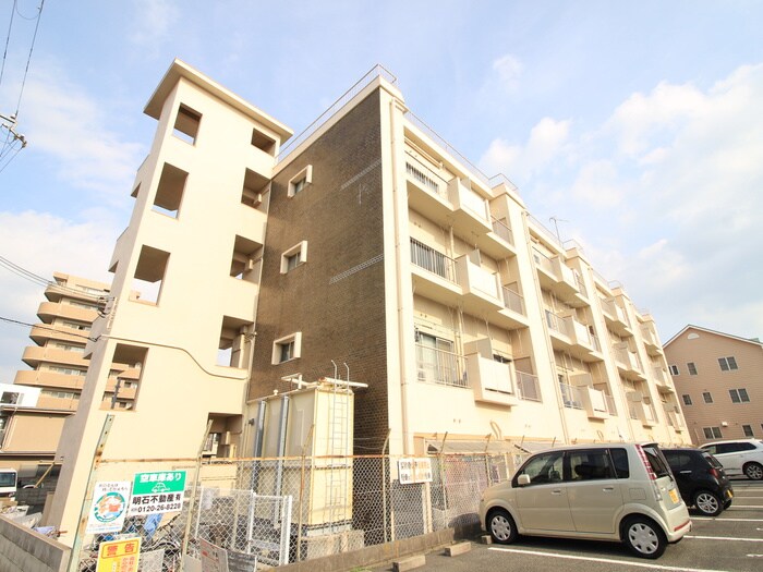 藤井マンションの外観写真