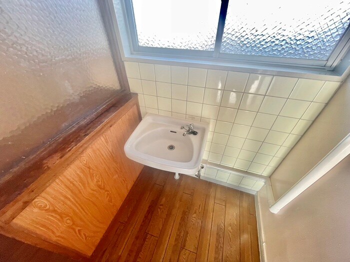 物件内観写真11　(洗面)