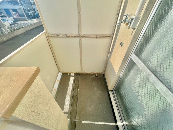 藤井マンションの洗濯機置場