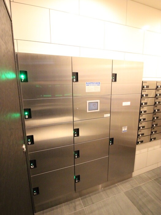 物件外観写真4　(建物設備)