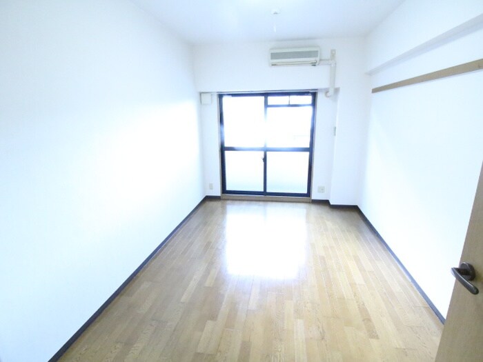 物件内観写真11　(居室)