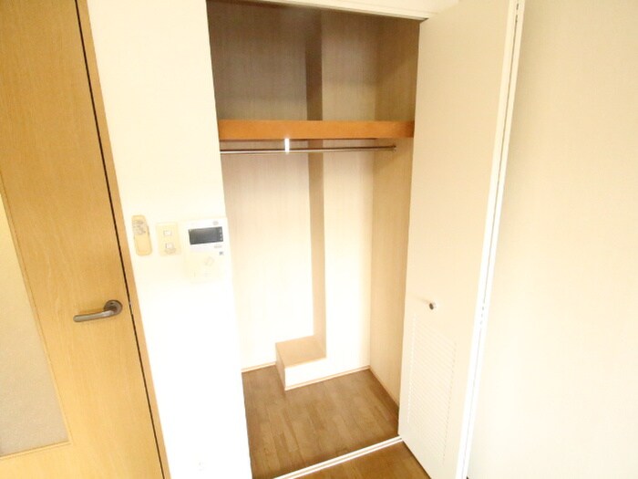 物件内観写真12　(収納)