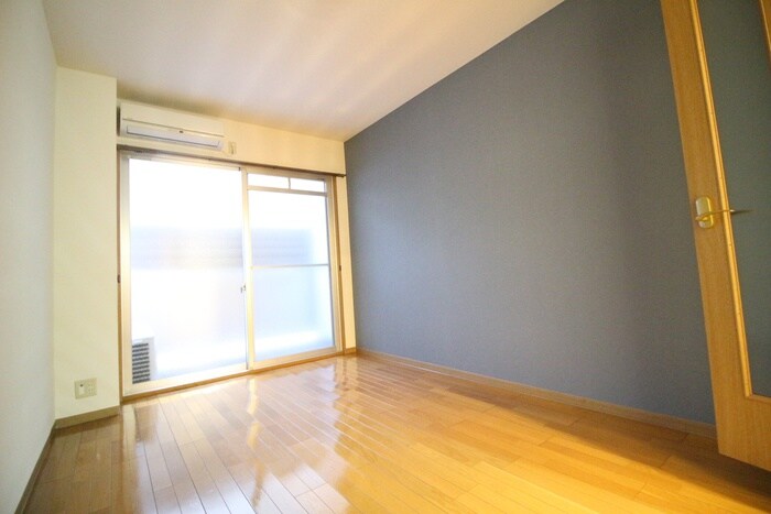 物件内観写真5　(居室)