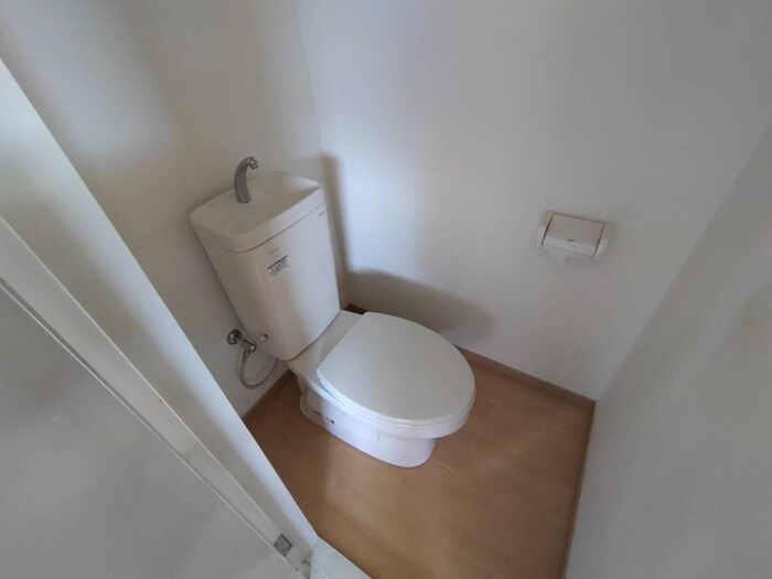 物件内観写真10　(トイレ)