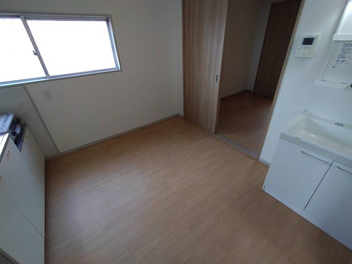 物件内観写真13　(居室)