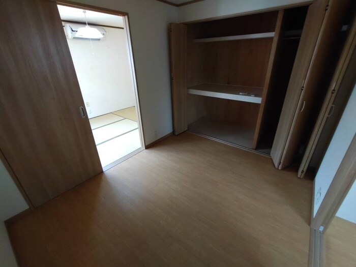 物件内観写真14　(居室)