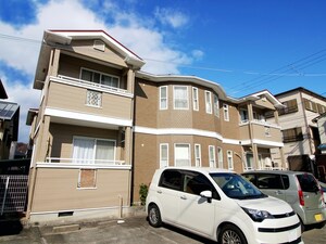 デュ－クシャト－Ⅲ番館外観写真