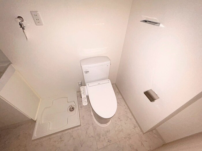 物件内観写真11　(トイレ)