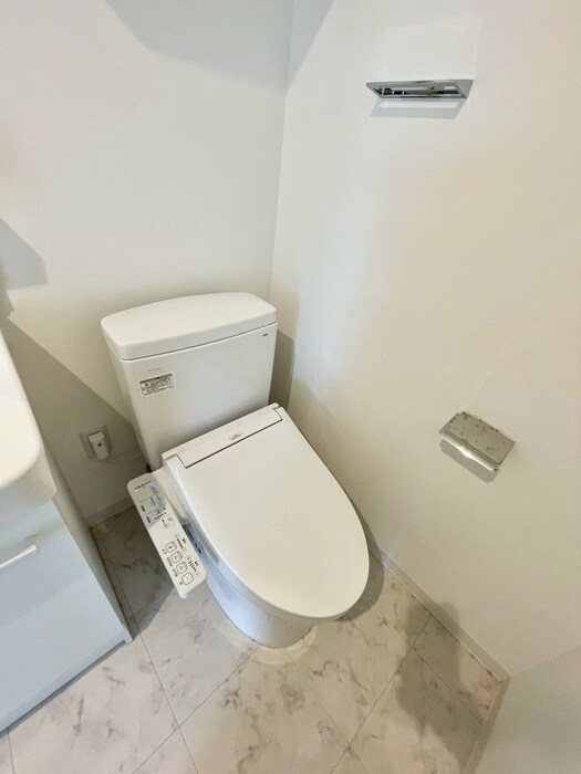 物件内観写真11　(トイレ)